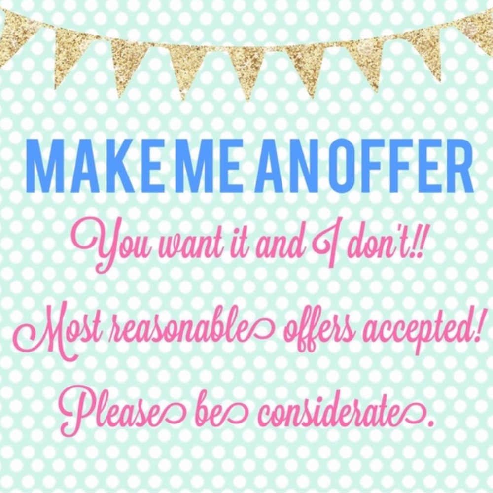 All reasonable offers considered❤️